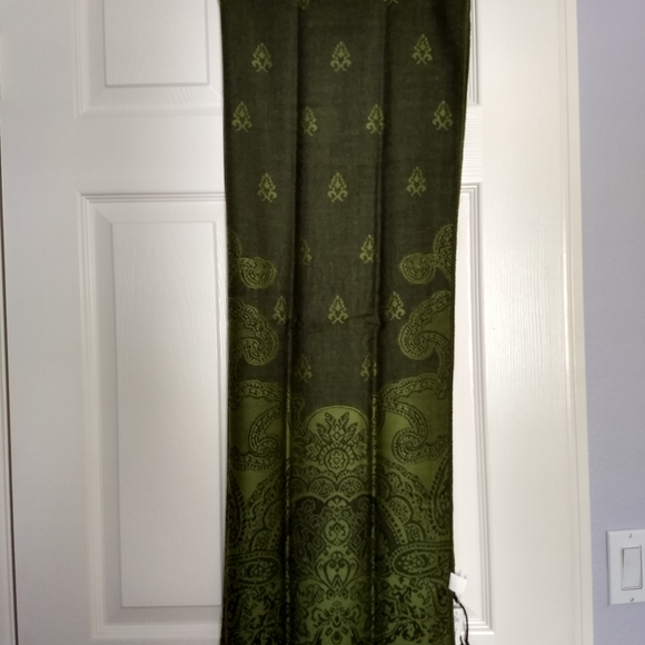 NWT Victoria Harbour Fringed Scarf/Wrap - Picture 6 of 6